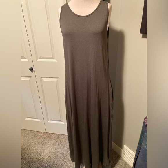 SOLD Olive Green Tank Dress Size Large - Picture 1 of 4